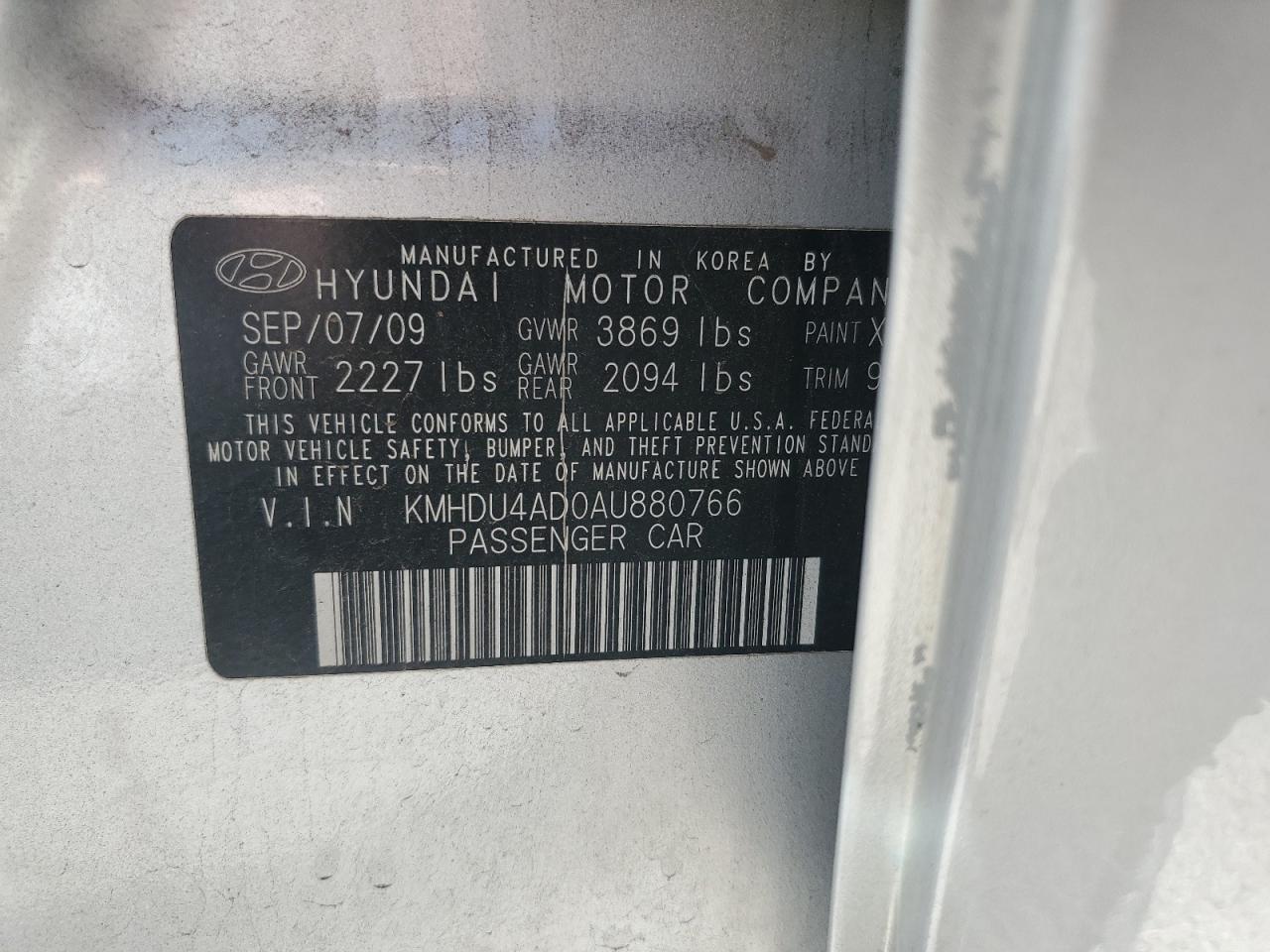 2010 Hyundai Elantra - Image 12