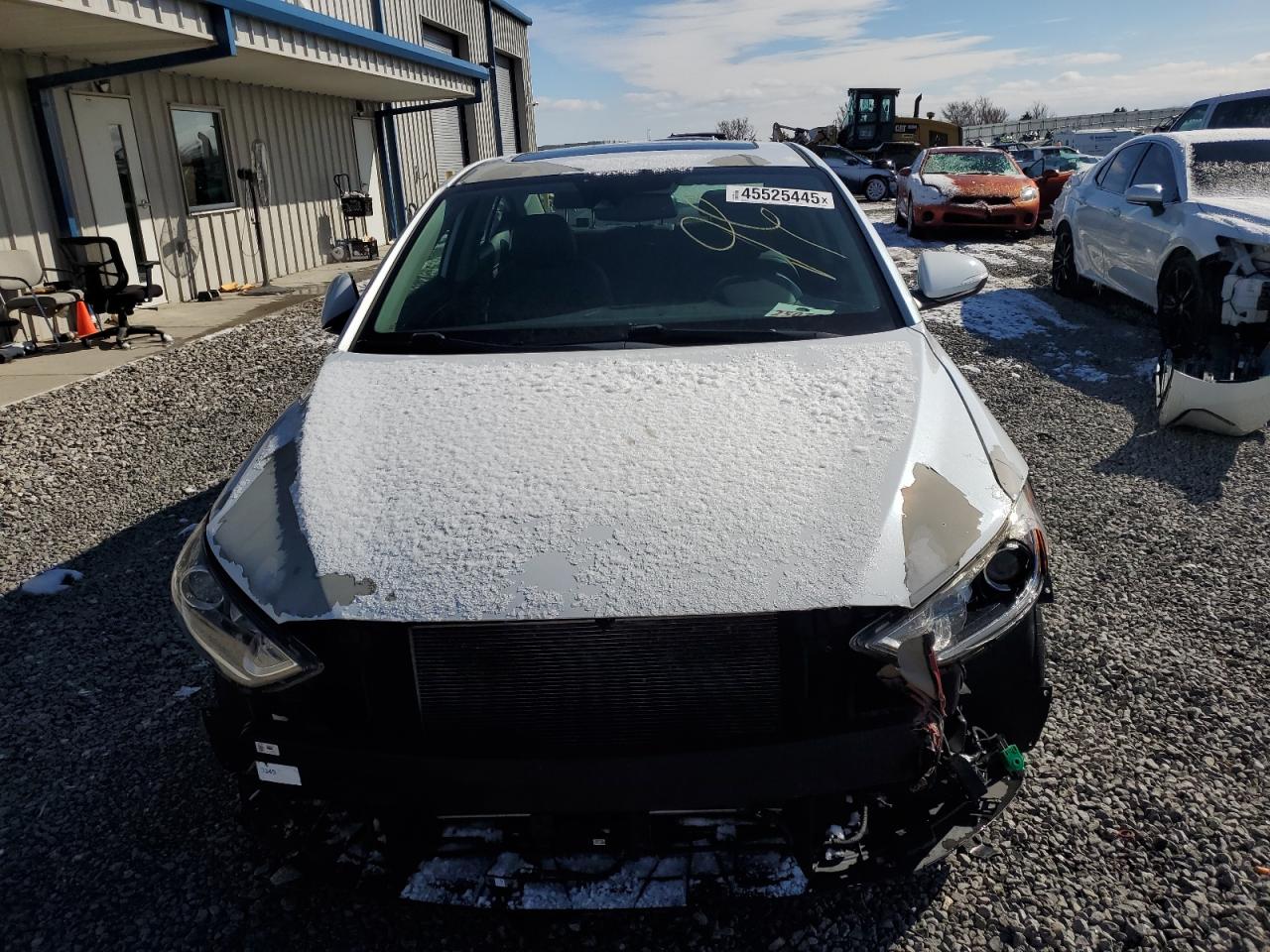2018 Hyundai Elantra - Image 5