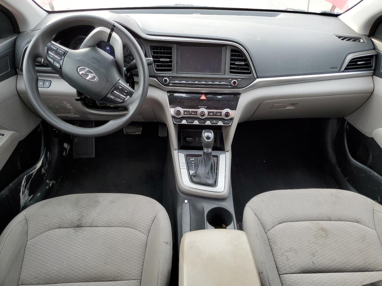 2020 Hyundai Elantra - Image 8