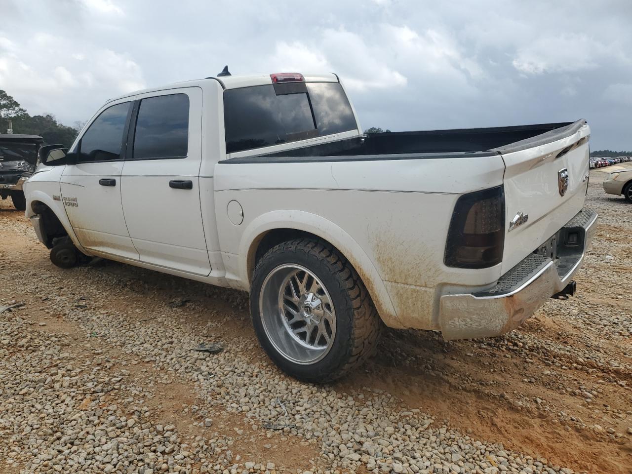 2015 RAM 1500 - Image 2