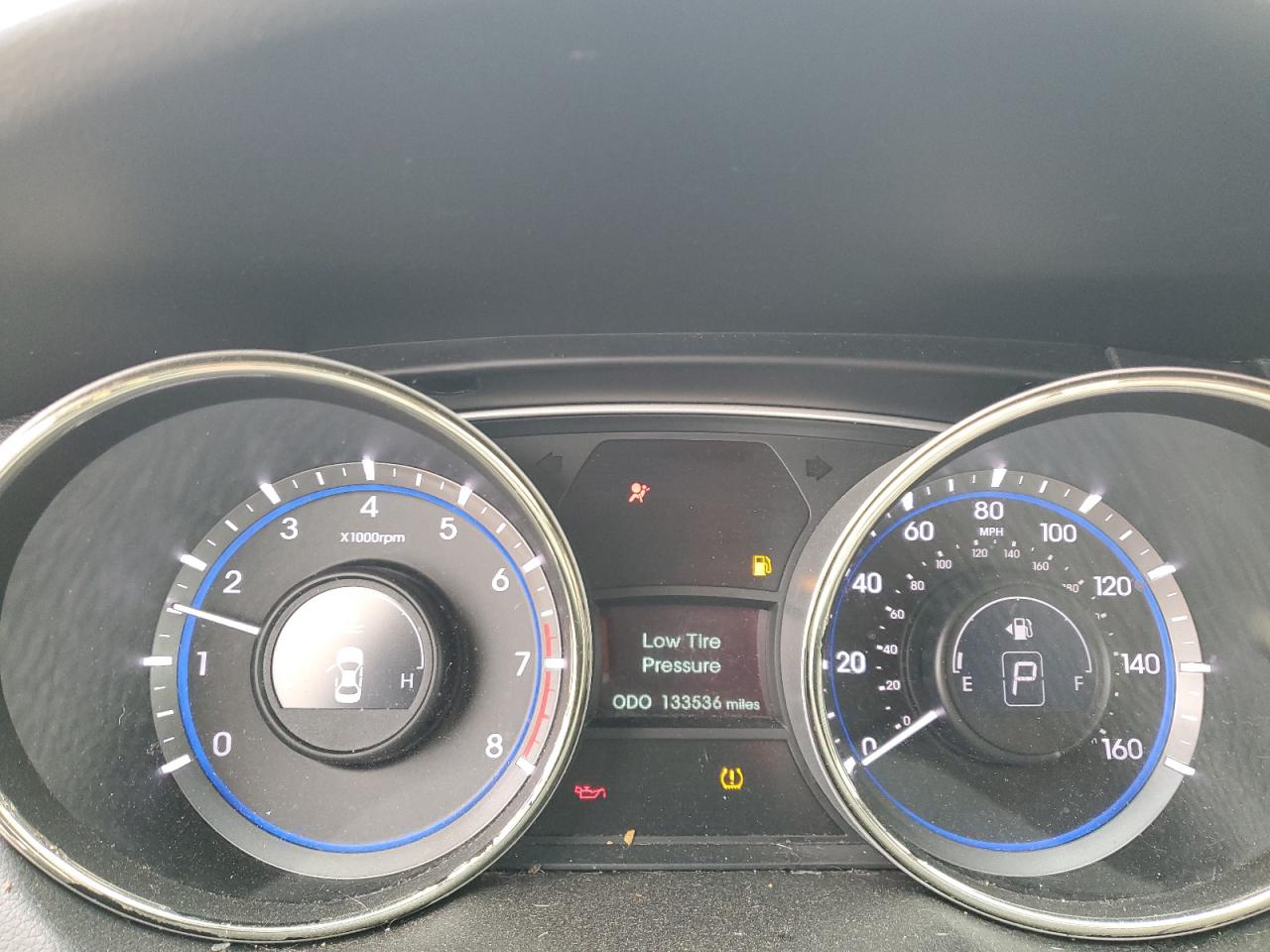 2013 Hyundai Sonata - Image 9