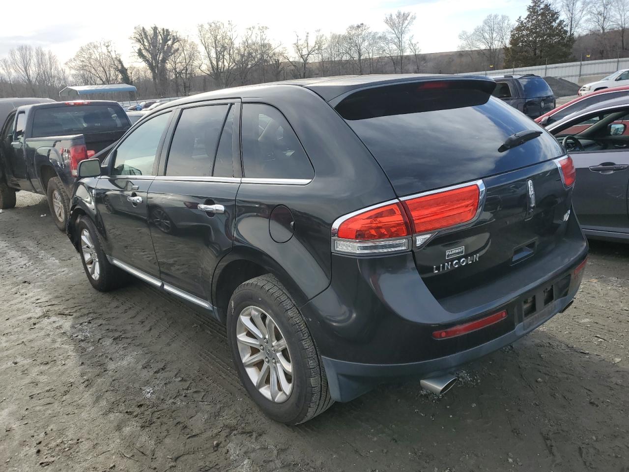 2013 Lincoln MKX - Image 2