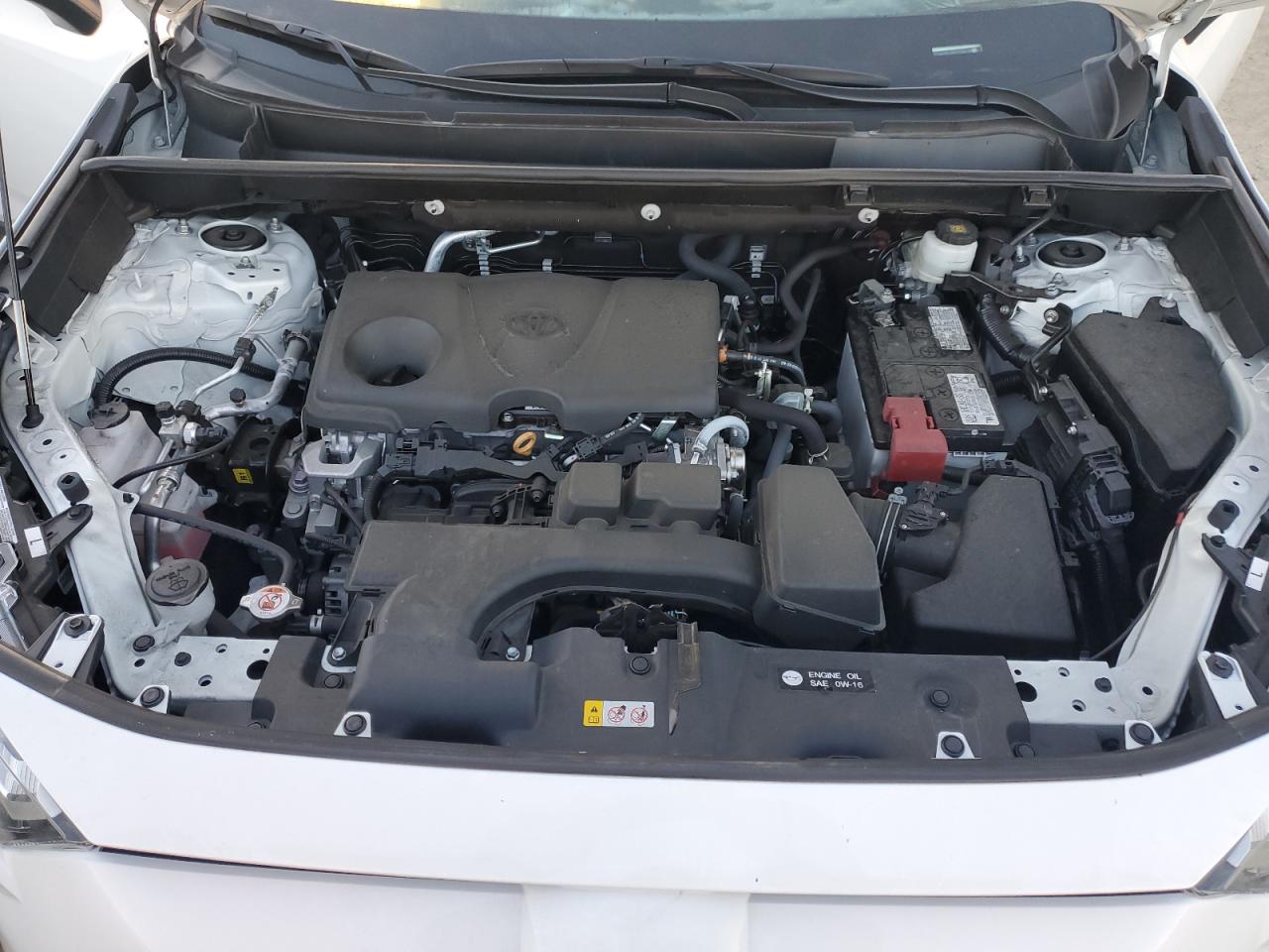 2023 Toyota RAV 4 - Image 11