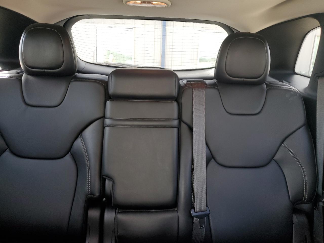 2015 Jeep Grand Cherokee - Image 10