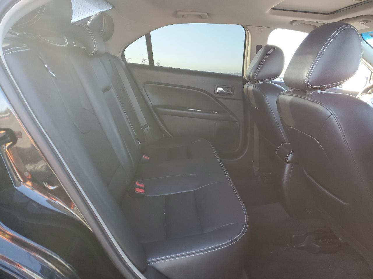 2011 Ford Fusion - Image 10