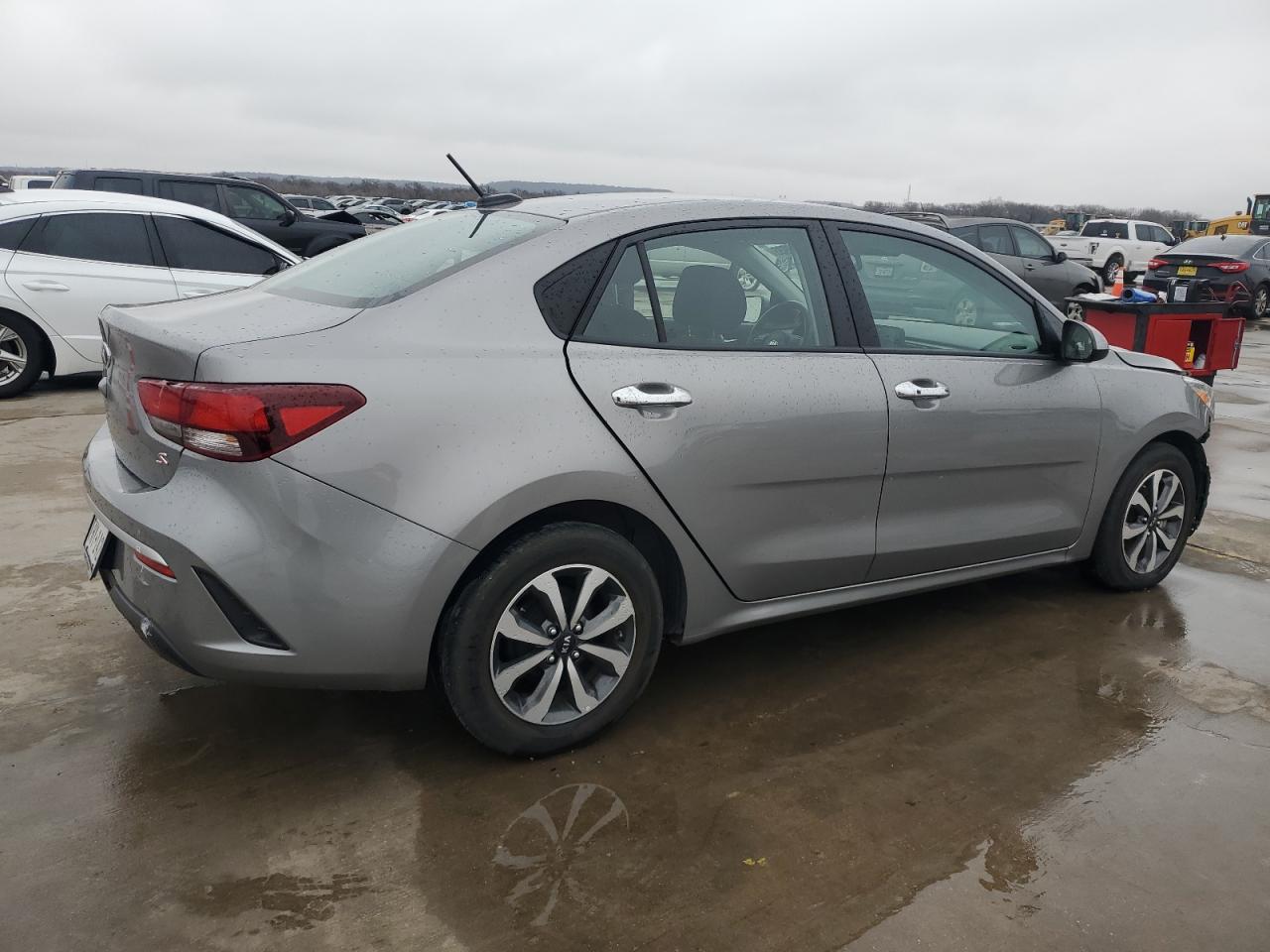 2021 Kia Rio - Image 3