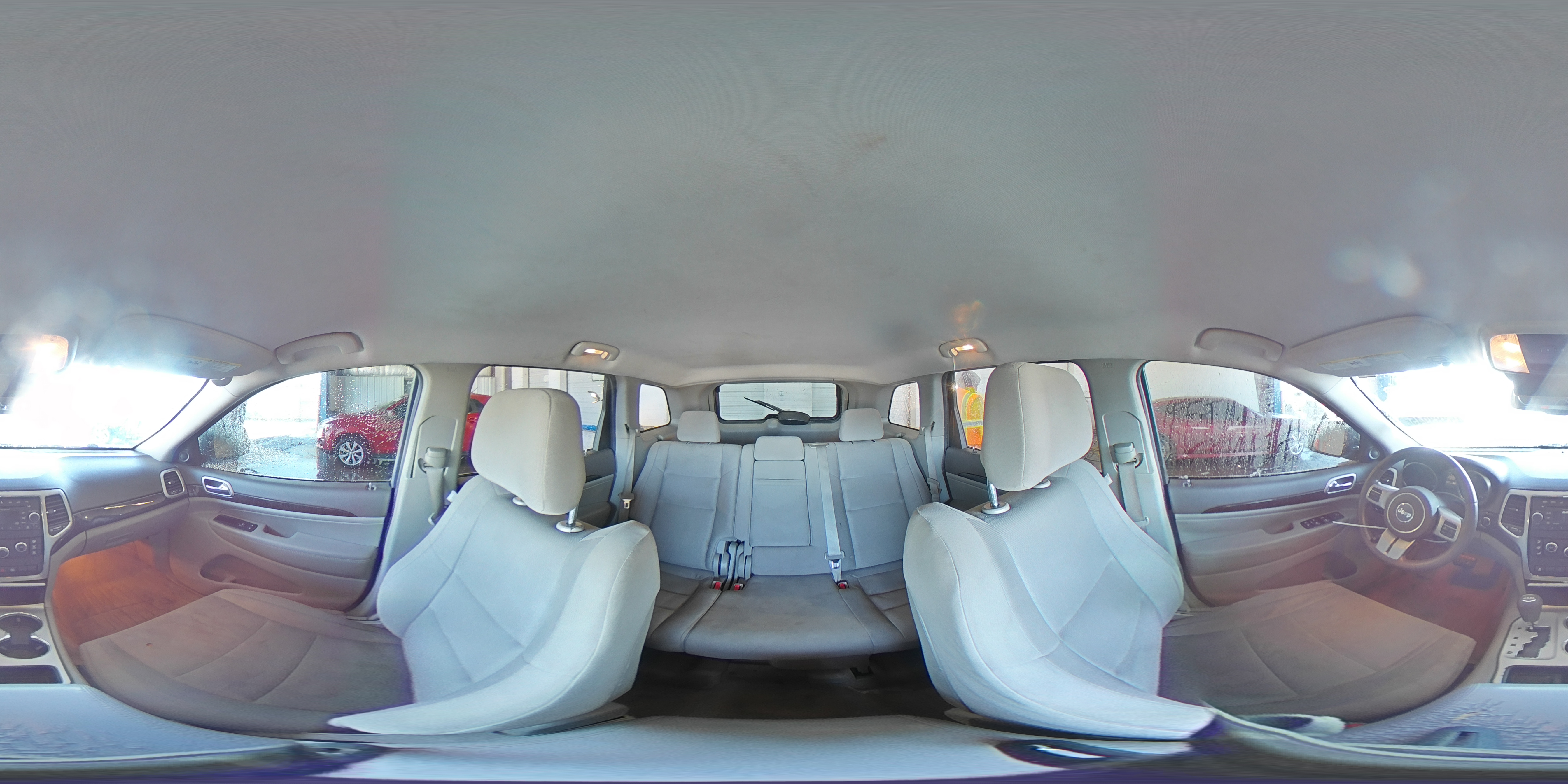 2012 Jeep Grand Cherokee - Image 15