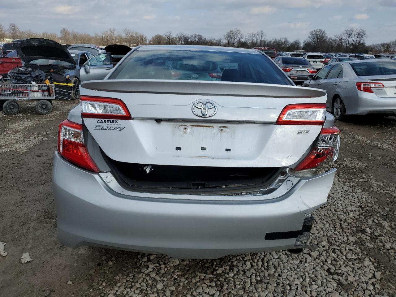 2014 Toyota Camry - Image 6
