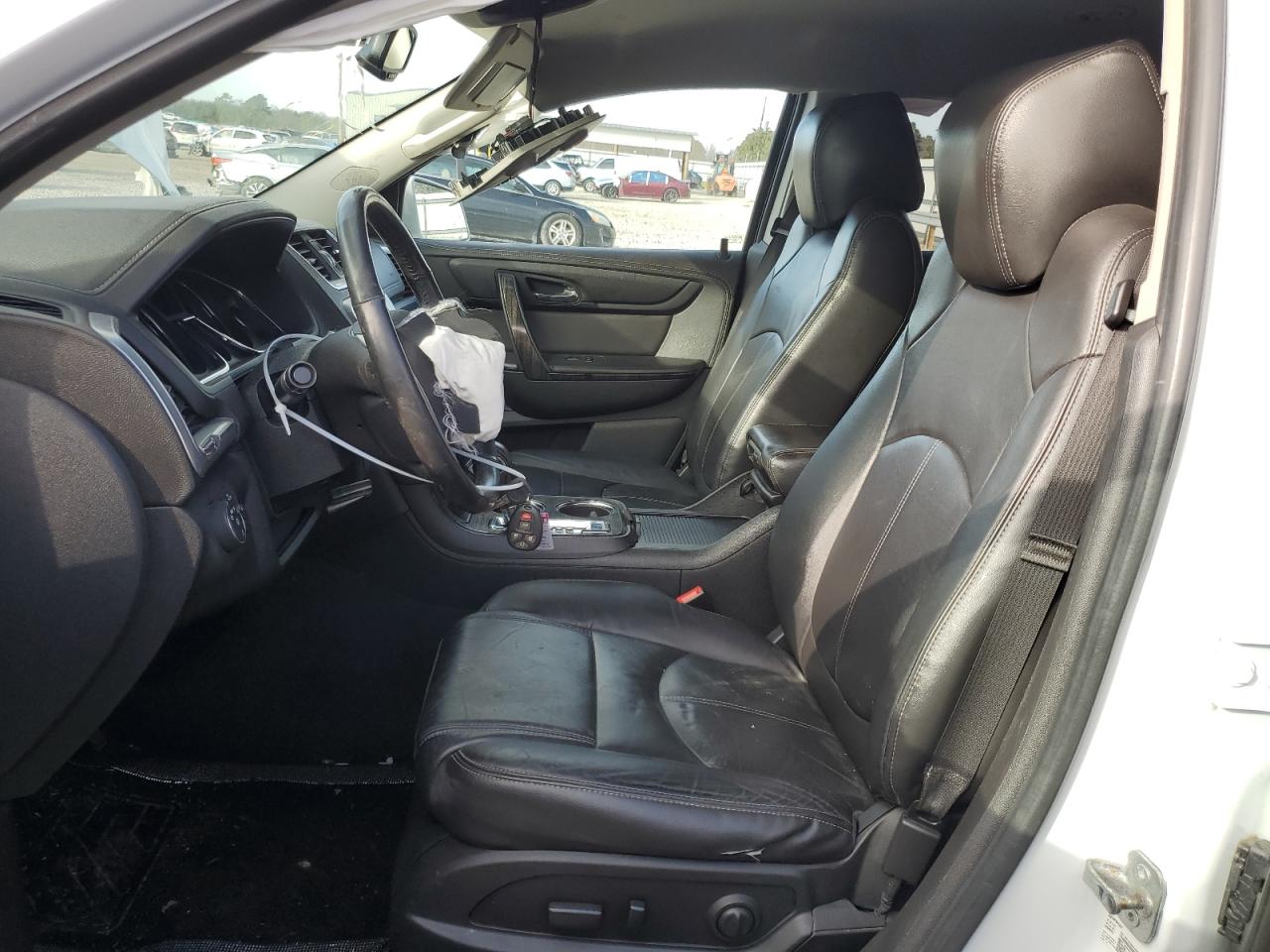 2017 GMC Acadia - Image 7