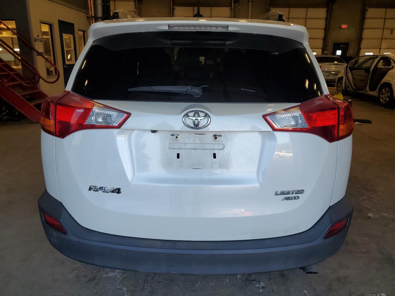 2015 Toyota RAV 4 - Image 6