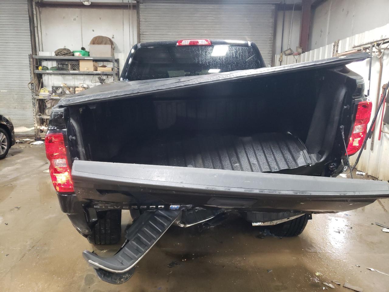 2018 Chevrolet Silverado K1500 Lt VIN: 3GCUKRER4JG435916 Lot: 45934895