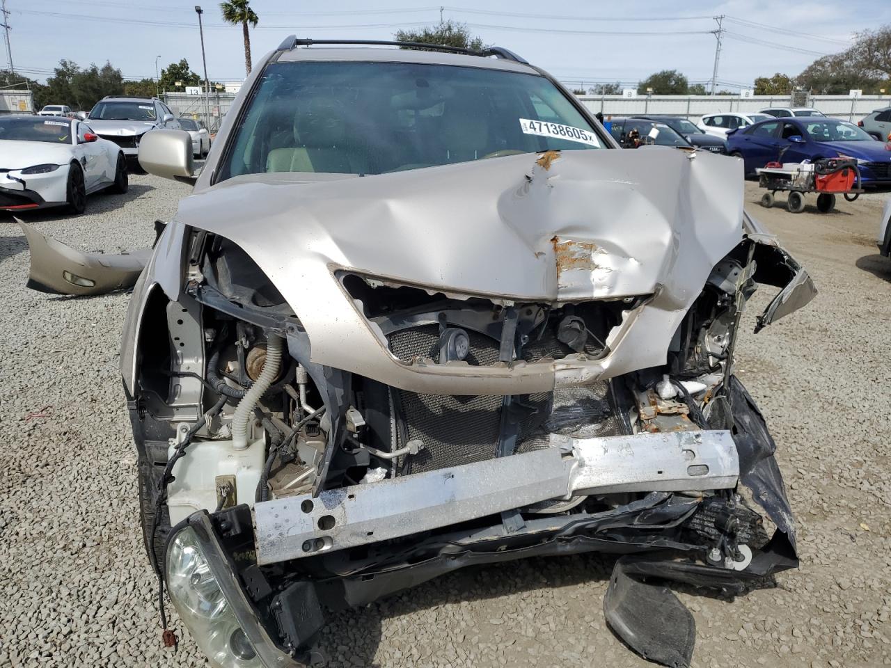 2004 Lexus RX - Image 5