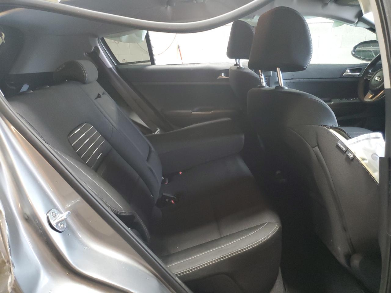 2020 Kia Sportage - Image 12