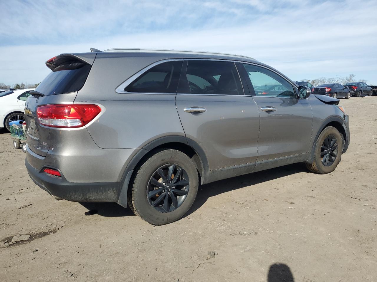 2016 Kia Sorento - Image 3