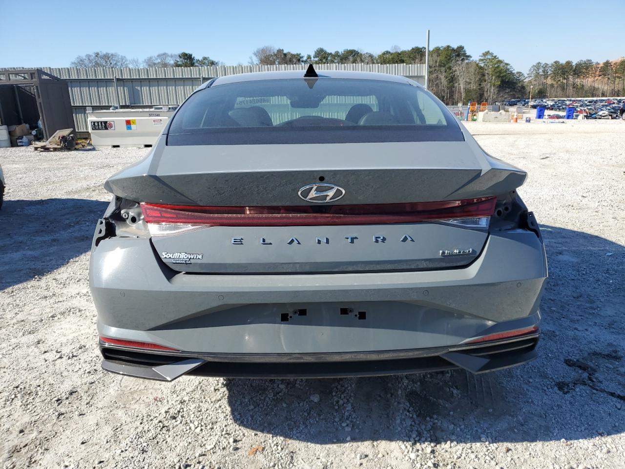 2023 Hyundai Elantra - Image 6