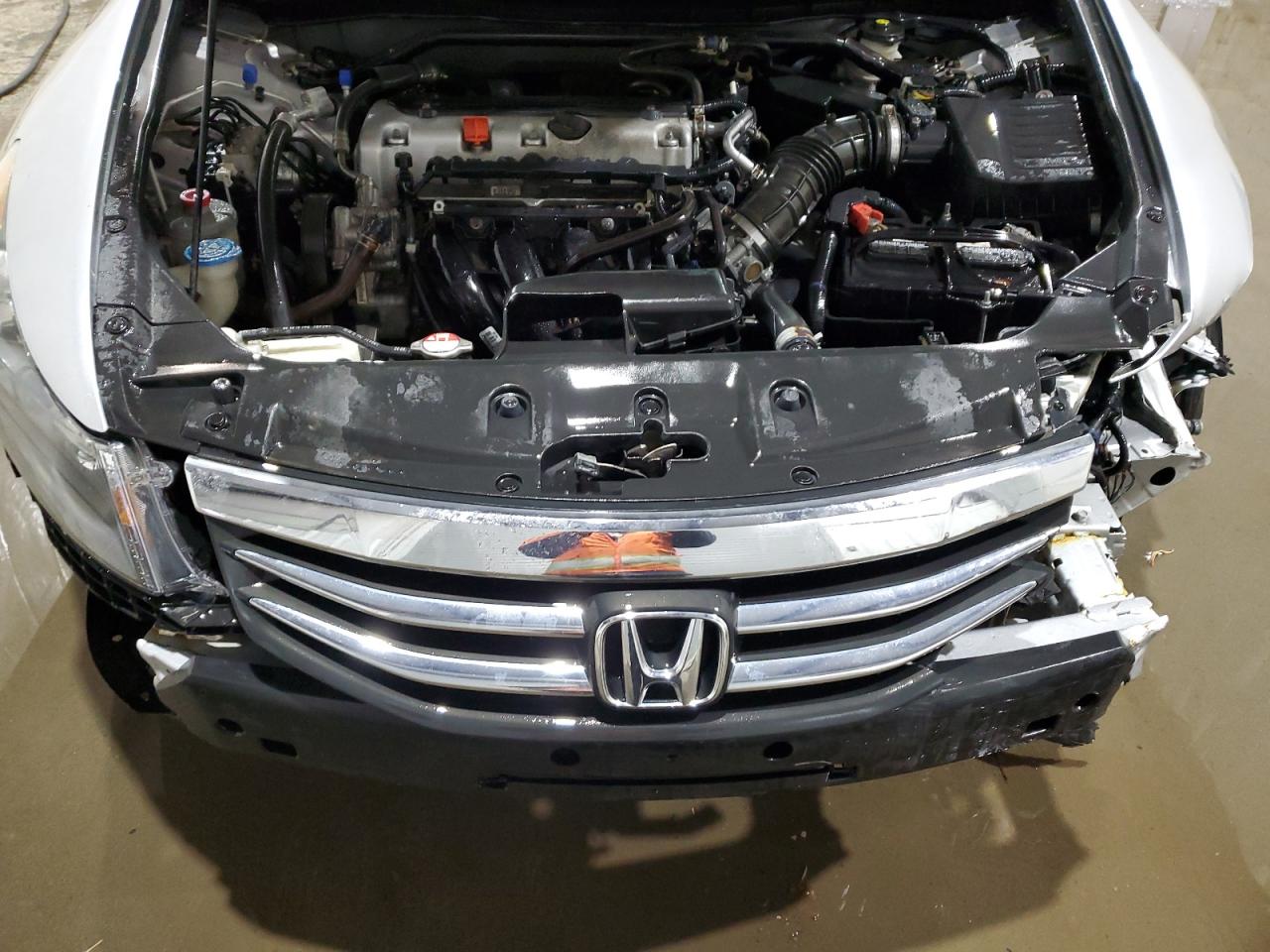 2011 Honda Accord - Image 10