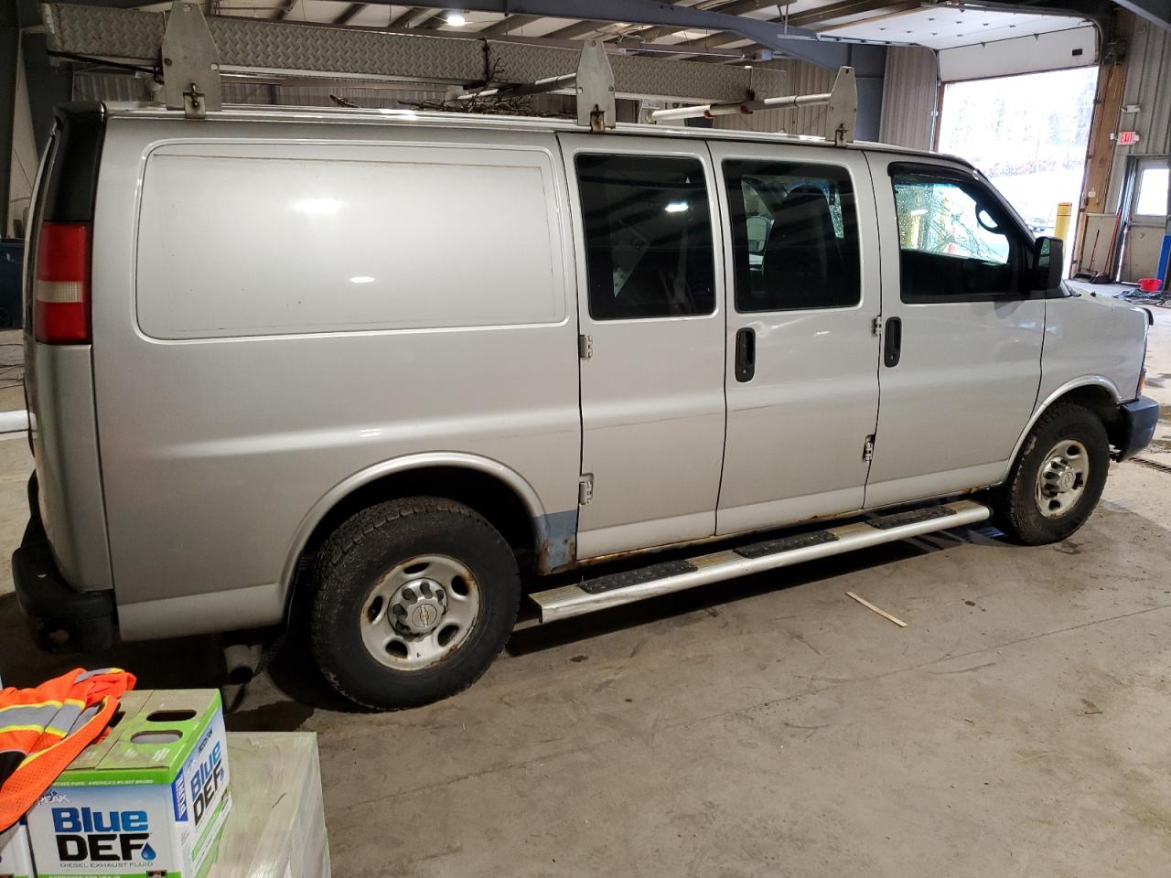 2012 Chevrolet Express - Image 3
