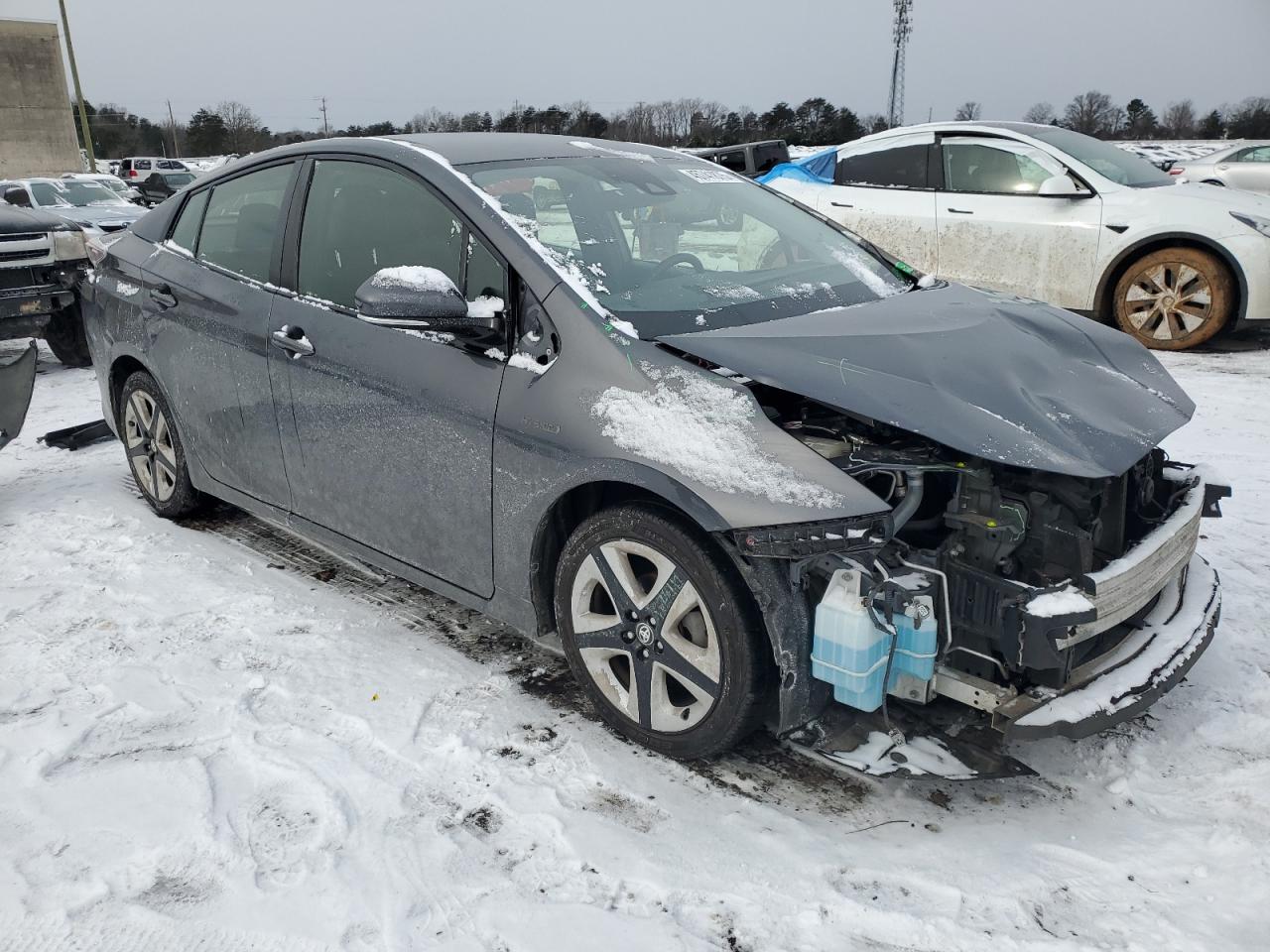 2016 Toyota Prius - Image 4
