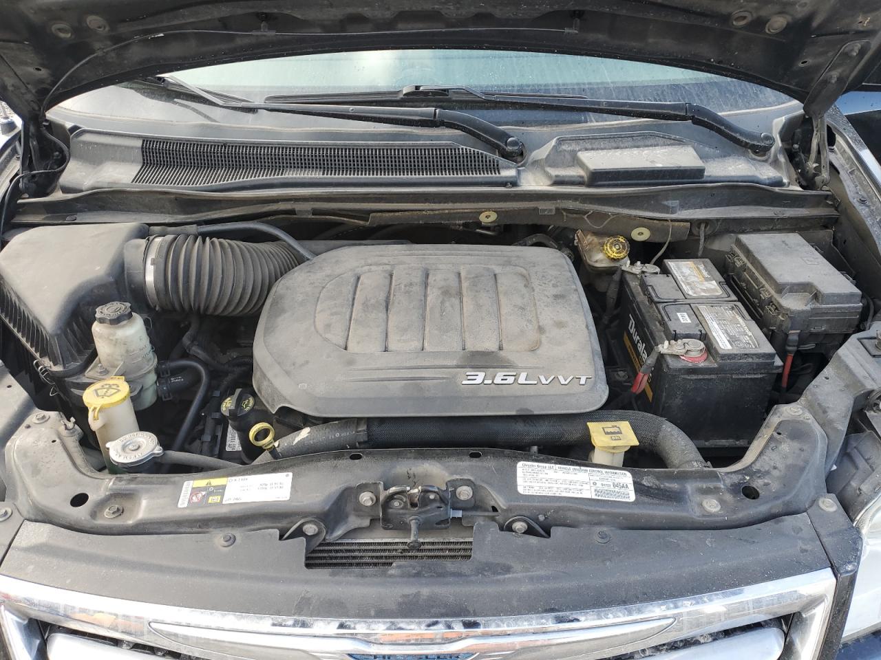 2013 Chrysler Town & Country - Image 11
