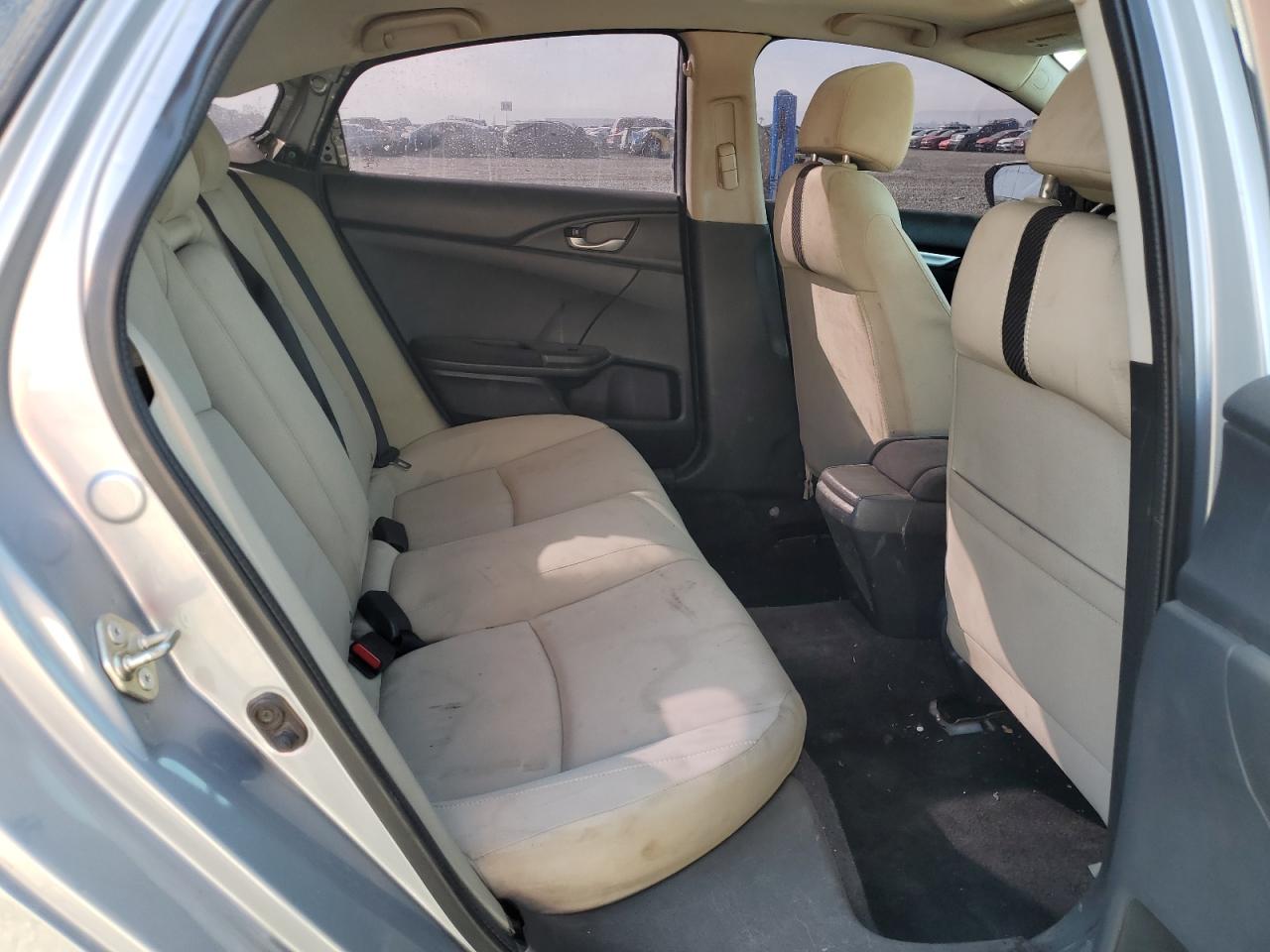 2016 Honda Civic - Image 10