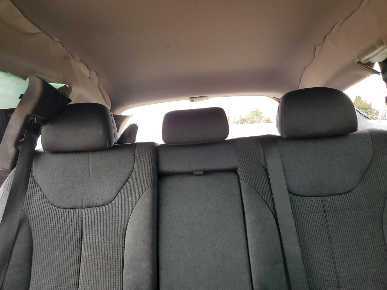 2019 Hyundai Santa Fe - Image 10