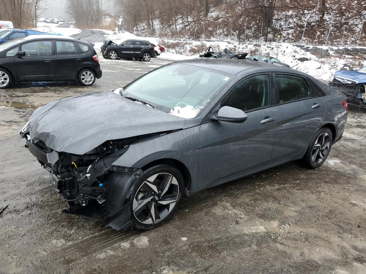 2023 Hyundai Elantra - Image 1
