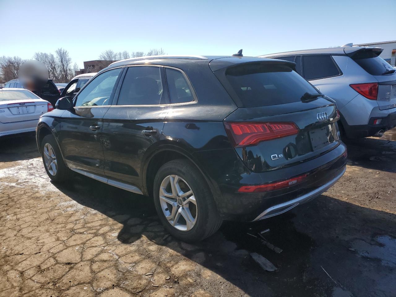 2018 Audi Q5 - Image 2