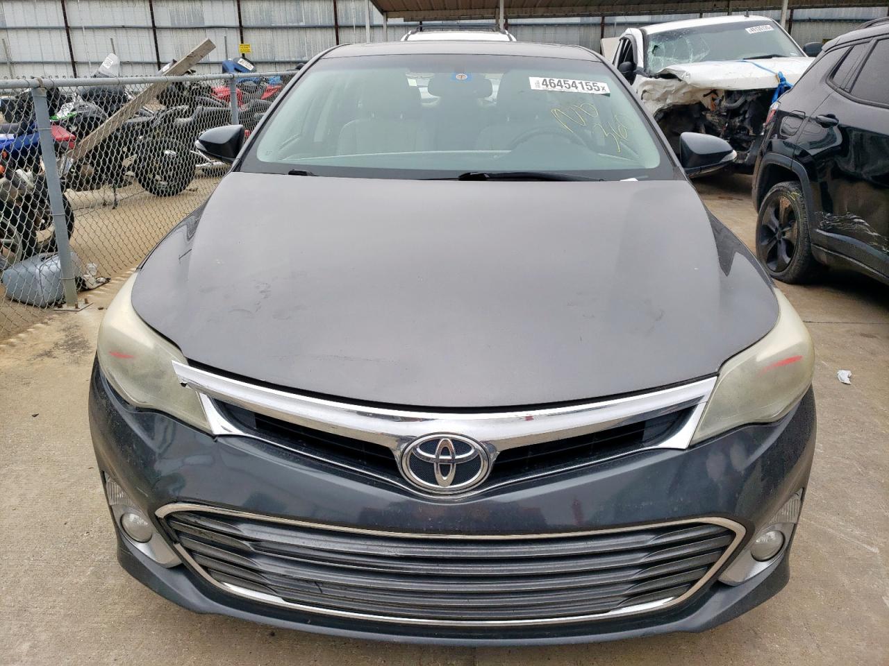 2014 Toyota Avalon - Image 5