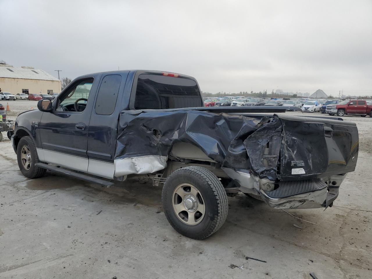 2001 Ford F-150 - Image 2