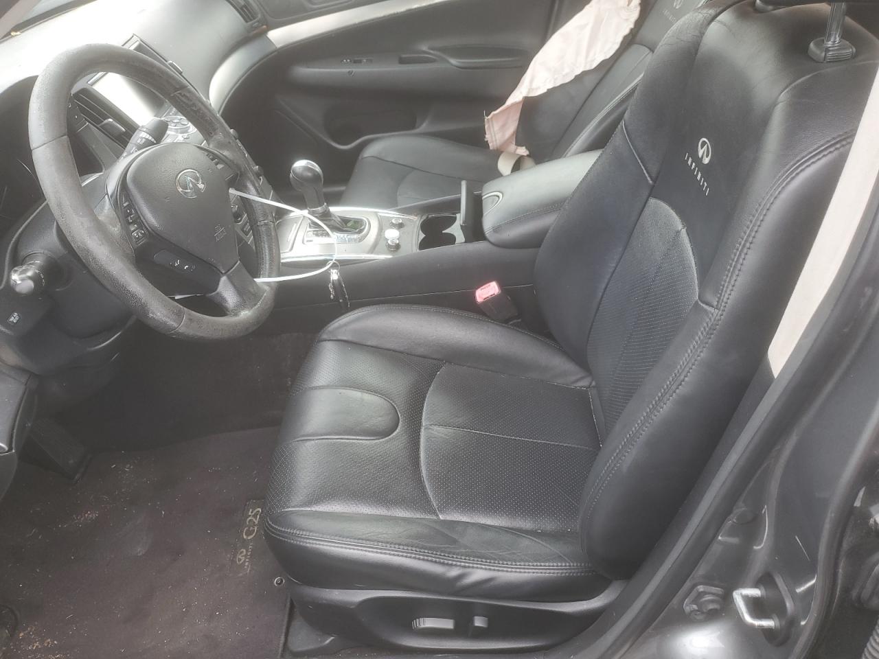 2011 Infiniti G - Image 7