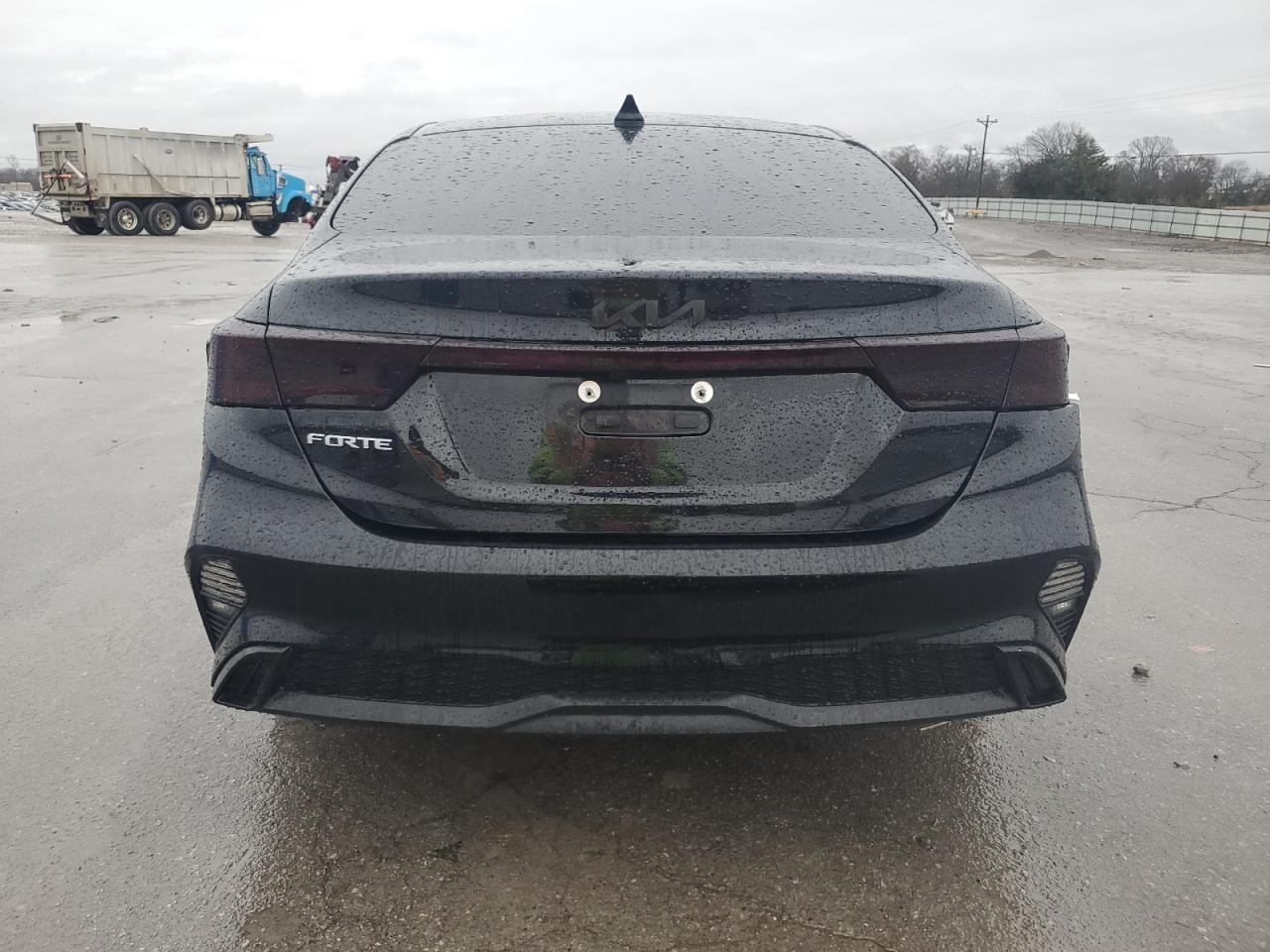 2023 Kia Forte - Image 6
