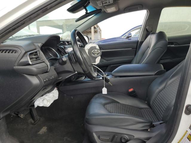  TOYOTA CAMRY 2019 Biały