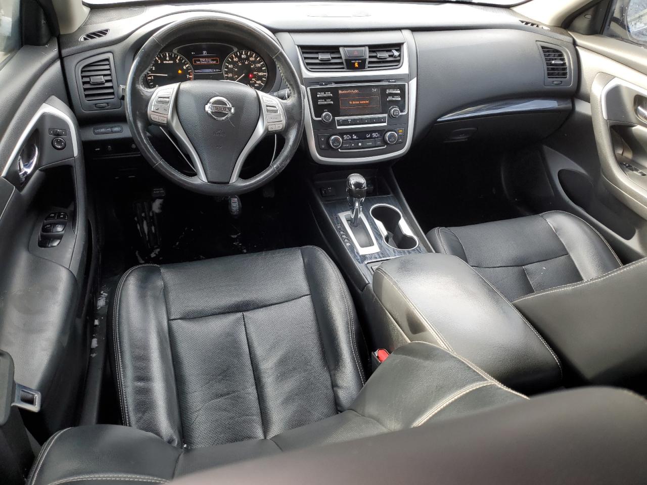 2016 Nissan Altima - Image 8