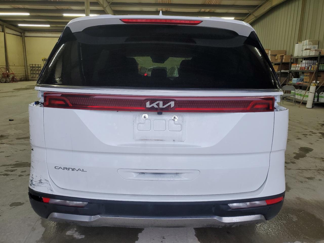 2023 Kia Carnival - Image 6