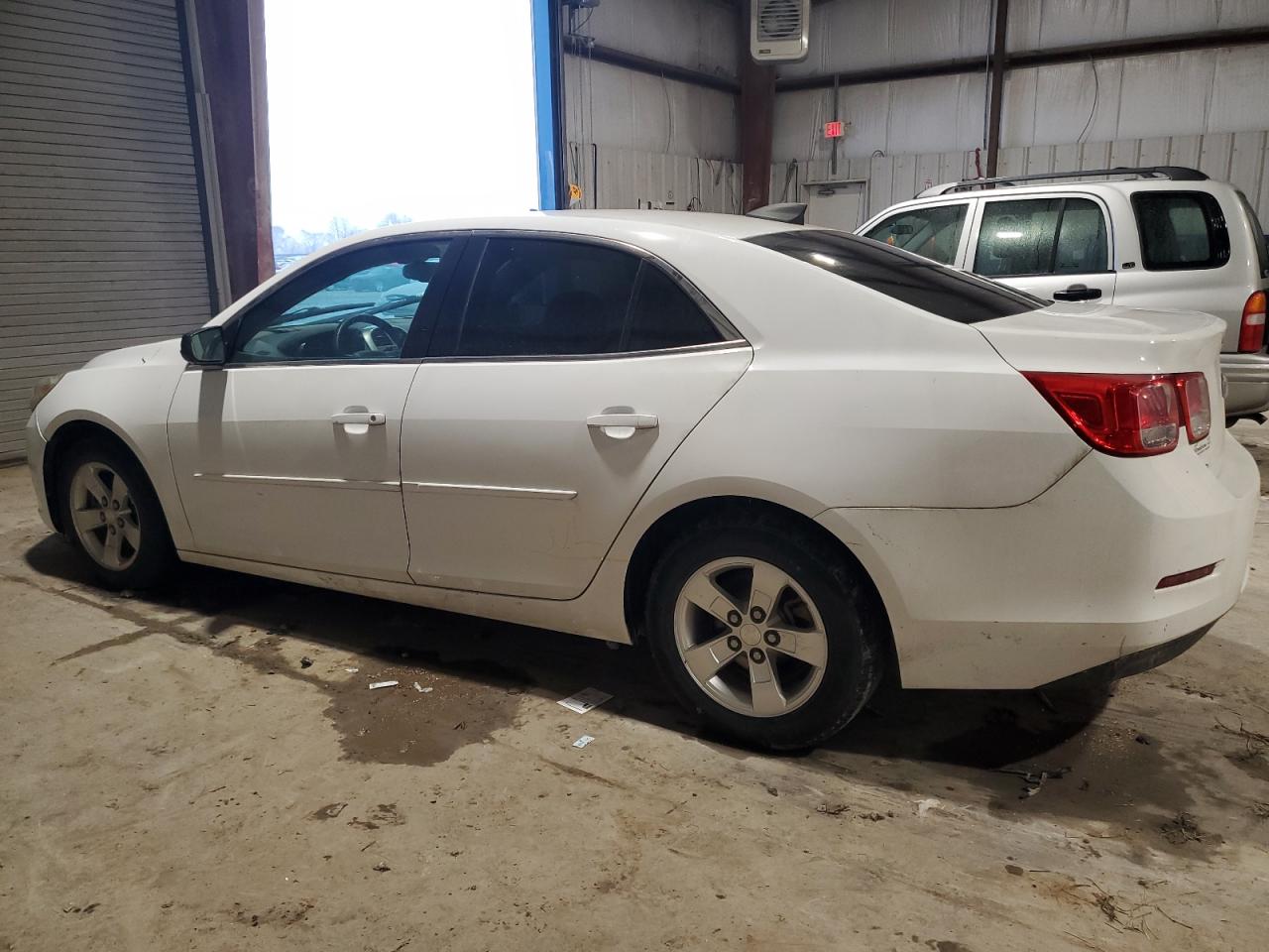 2015 Chevrolet Malibu - Image 2