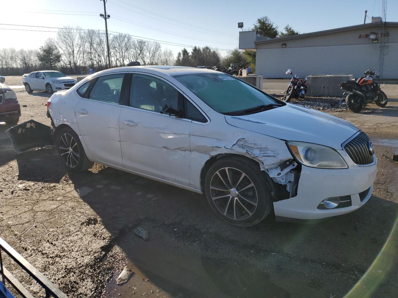2017 Buick Verano - Image 4