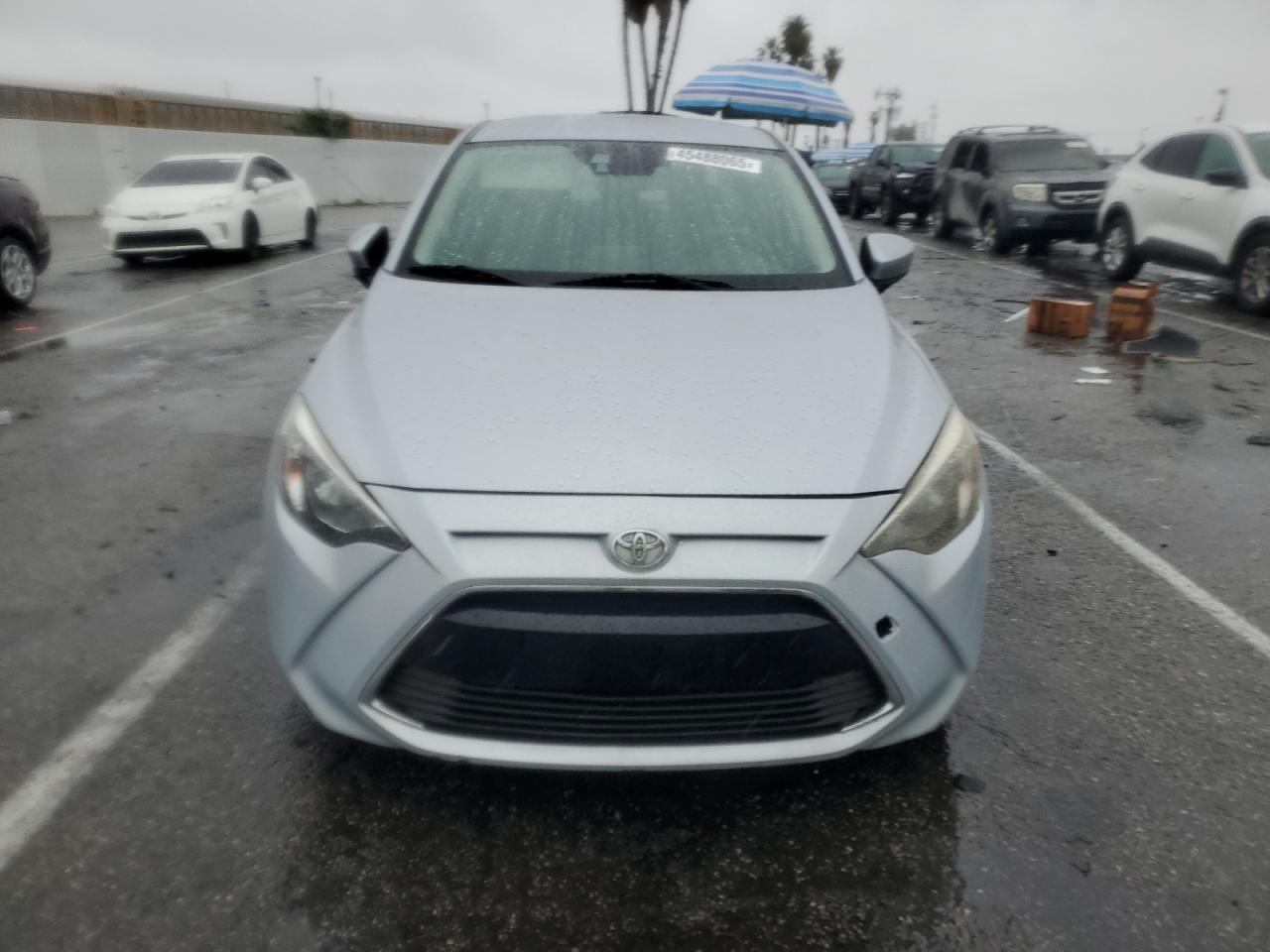 2018 Toyota Yaris - Image 5