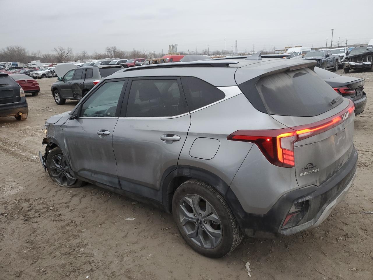 2024 Kia Seltos - Image 2