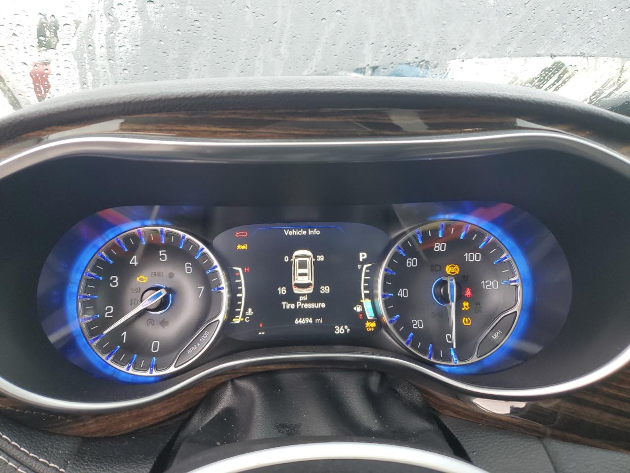 2022 Chrysler Pacifica - Image 9