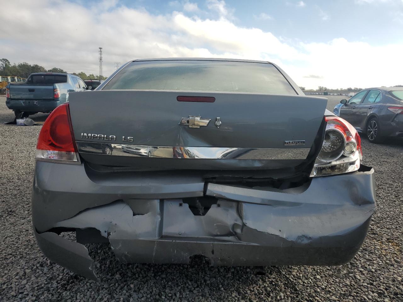 2009 Chevrolet Impala - Image 6
