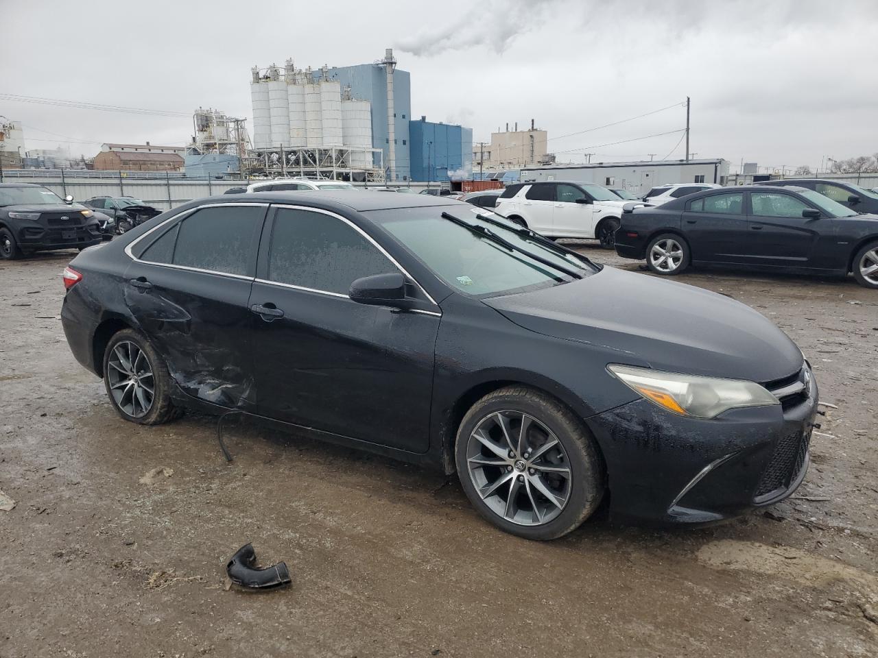 2015 Toyota Camry - Image 4