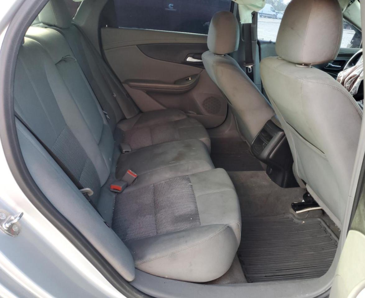 2016 Chevrolet Impala - Image 10