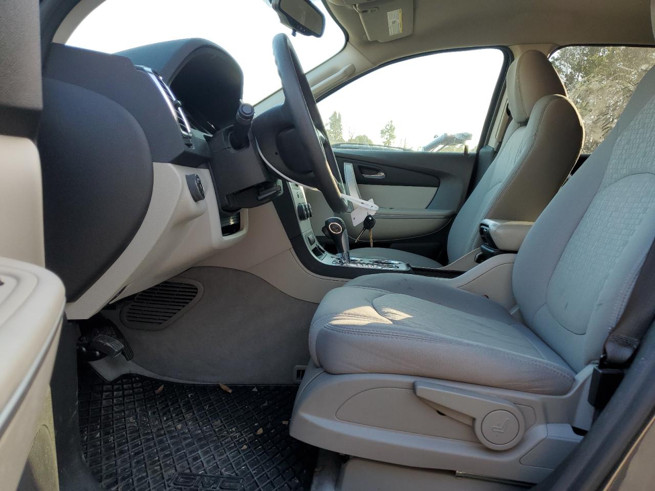 2012 GMC Acadia - Image 7