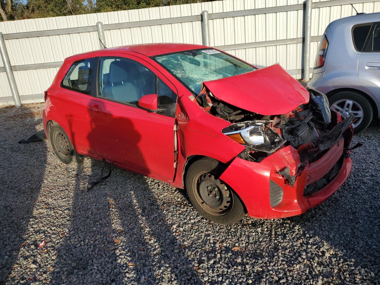 2015 Toyota Yaris - Image 4