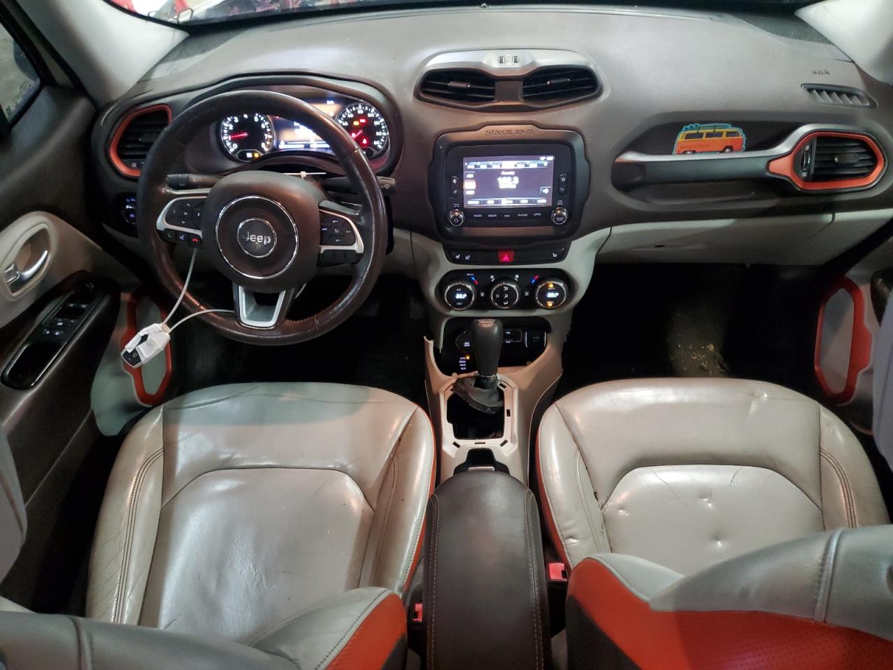 2017 Jeep Renegade - Image 8