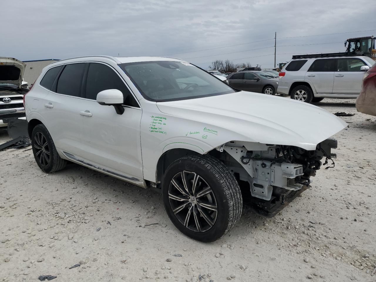 2021 Volvo XC60 - Image 4