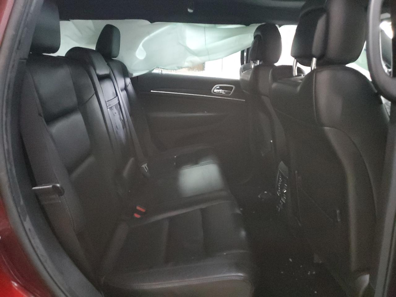 2020 Jeep Grand Cherokee - Image 11