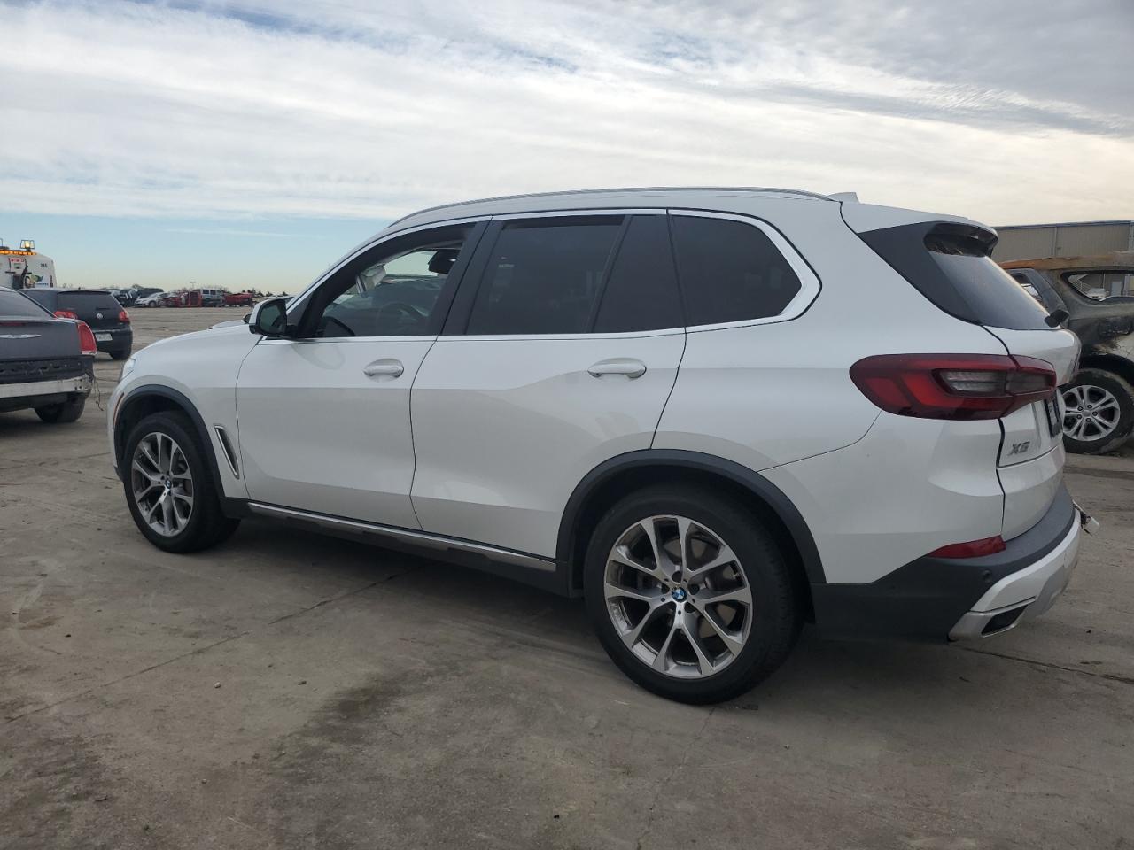 2021 BMW X5 - Image 2
