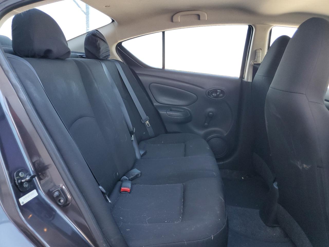 2015 Nissan Versa - Image 10