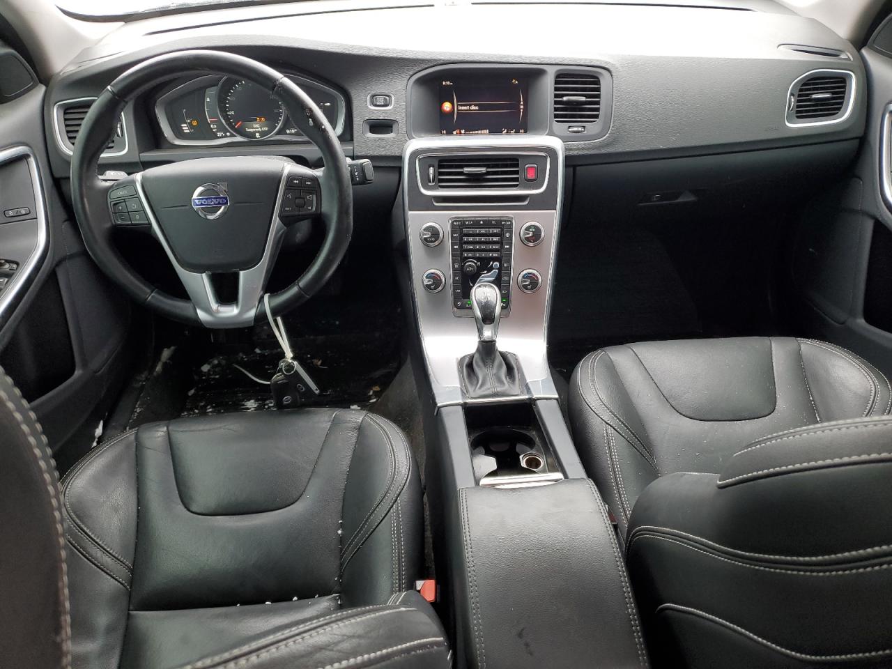 2017 Volvo S60 - Image 8